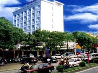 Huu Nghi Hotel Vinh Exterior photo